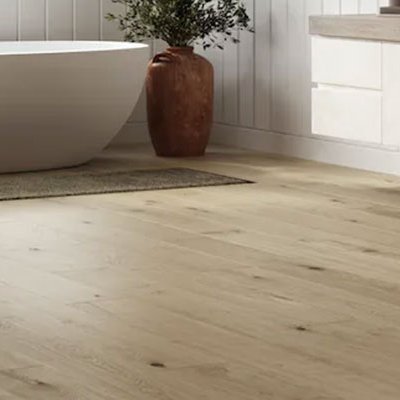 TIMBERPLUS® HARDWOOD TimberPlus®  Color: Natural